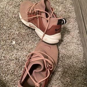 Nike Air Athletic Shoes